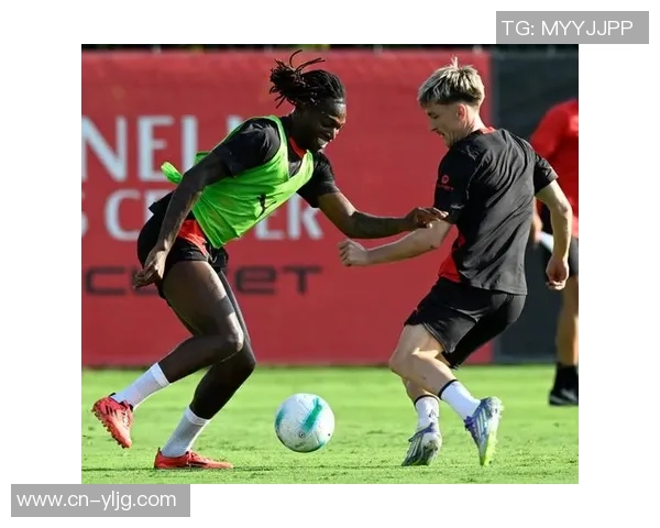 意甲激战：拜仁大胜AC米兰神奇扑救点燃全场激情