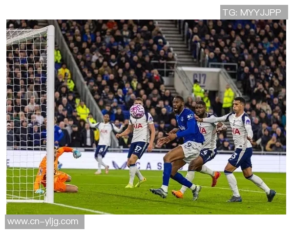 西甲激情对决曼城大胜阿森纳神奇扑救成比赛转折点分析