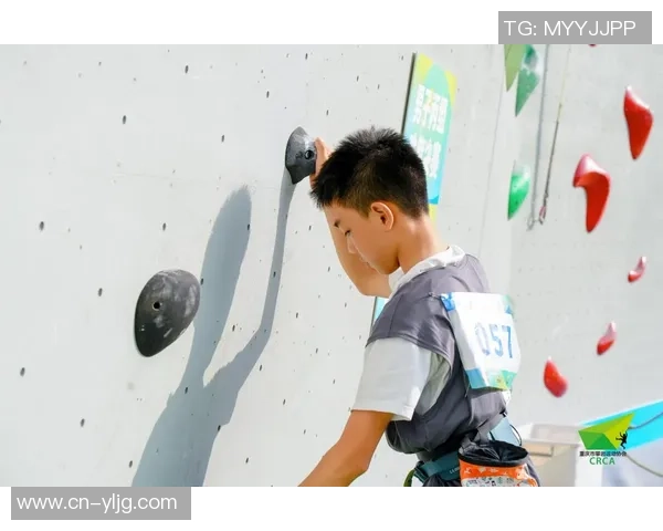 重庆攀岩队意识争议引发热议攀岩运动未来发展亟需关注