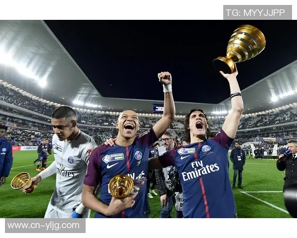 国王杯精彩对决巴黎圣日耳曼大胜那不勒斯帽子戏法引爆全场热情