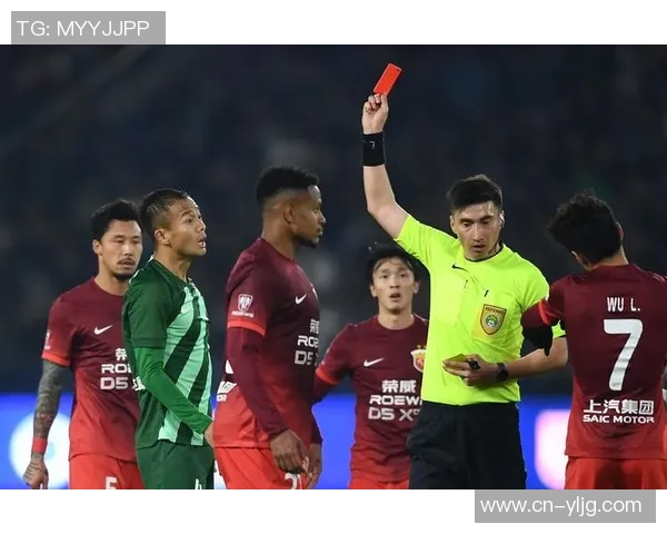 友谊赛拜仁与波尔图激战成平局红牌事件引发全场热议